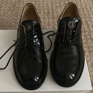 Young Versace boys shoes size Euro 28